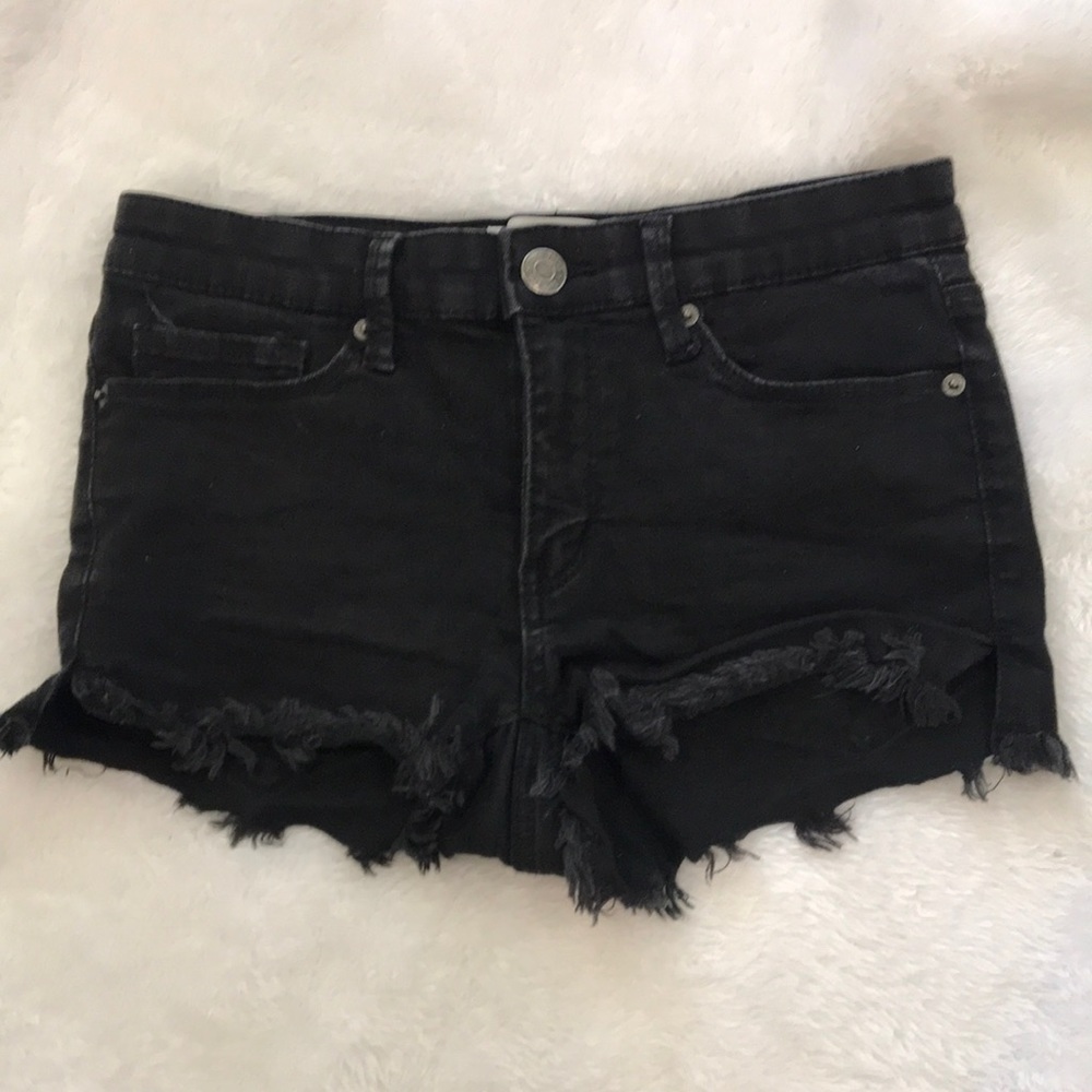 Mudd Black Stretch Frayed Hem Shorty Short